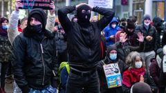 Negacionistas alemanes durante una manifestaci�n en Frankfurt