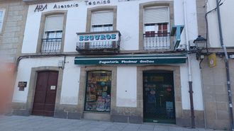 La casa con el n�mero 35 de la calle Cardenal conserva todav�a su traza original