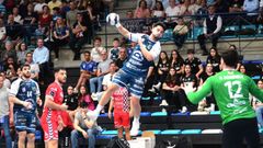 El Cangas siempre fue por detr&aacute;s en el marcador ante el Valladolid.