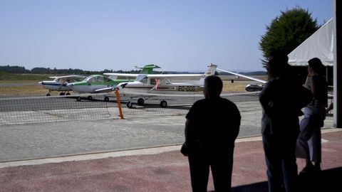 Reunión aeronáutica en Rozas
