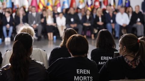 Familiares de las víctimas durante el homenaje a las víctimas de la dana