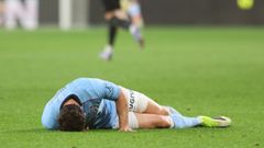 Pablo Dur�n, doli�ndose tras la lesi�n sufrida en el Celta-Mallorca.