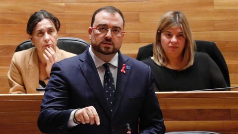 El presidente del Principado de Asturias, Adri�n Barb�n