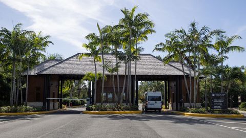 Zona de acceso a la urbanizaci&oacute;n donde se encuentra la villa de Julio Iglesias en Punta Cana