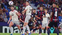 Merino, Gim�nez y Justo coincidieron sobre el terreno de juego simult�neamente. 