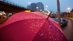 Los copos de nieve se dejan ver en A Coru�a y su comarca