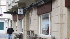 El hotel La Marina de Cee, cerrado por precauci�n por un positivo pr�ximo a los due�os