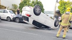 Coche volcado este viernes en Mi�o