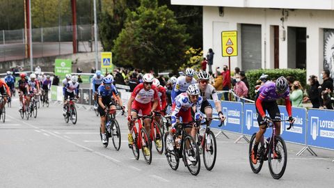 Las mejores im�genes de la etapa de La Vuelta entre Lugo y Ourense