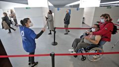 La vacunaci�n contin�a en los tres hospitales de la provincia de Lugo