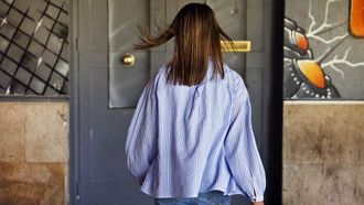 Imagen de archivo de una mujer que pas por un trastorno por consumo de sustancias.