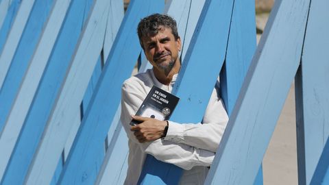 El escritor Pedro Ramos, en Galicia, donde vivi y donde pasa sus vacaciones