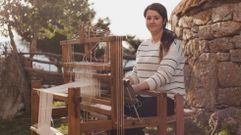 Miriam Fern�ndez, co seu tear en Piornedo