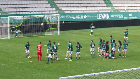 Juegos en A Malata en la fiesta de final de temporada. 