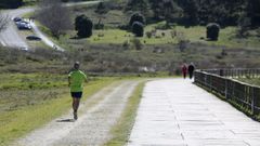 El paseo cuenta con alguna tabla en peor estado