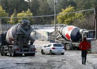 La cementera de Villar ha sido precintada en catorce ocasiones por la Polic�a Local. 