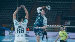 El Cangas retom� la liga y comenz� la segunda vuelta con derrota.