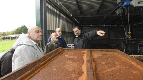 El presidente de la Confederaci�n Hidrogr�fica, Jos� Antonio Quiroga, y el alcalde de Sarria, uno de los concellos afectados, visitando en el 2024 el fin de las obra de la estaci�n depuradora