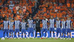 Los once titulares en el duelo entre el Deportivo y el Elche.