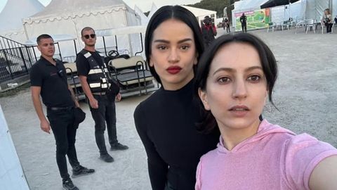 Rosal�a y su hermana Pili