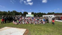 Polic�a Nacional y Auton�mica, Guardia Civil, Ej�rcito de Tierra y Bomberos de San Cibrao junto a los ni�os del campamento Galideporte
