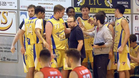 Imagen de archivo del partido entre el Berberecho y el Porri�o.