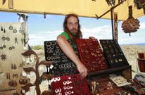 Jordi Suter, uno de los fundadores del mercadillo, pide di�logo a las Administraciones. 