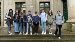 Alumnos de toda Galicia (en la foto, del CPI Virxe da Saleta de Cea) se dieron cita ayer en Compostela para participar en la final auton�mica del Rally Matem�tico Sen Fronteiras, en el que ganaron los equipos del IES Eduardo Blanco Amor (Ourense), del colegio Sagrado Coraz�n Placeres (Pontevedra), IES Martaguisela (O Barco) e IES Mar�a Casares (Oleiros).