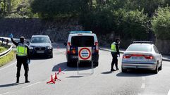 Agentes de la Polic�a Nacional realiza un control de tr�fico