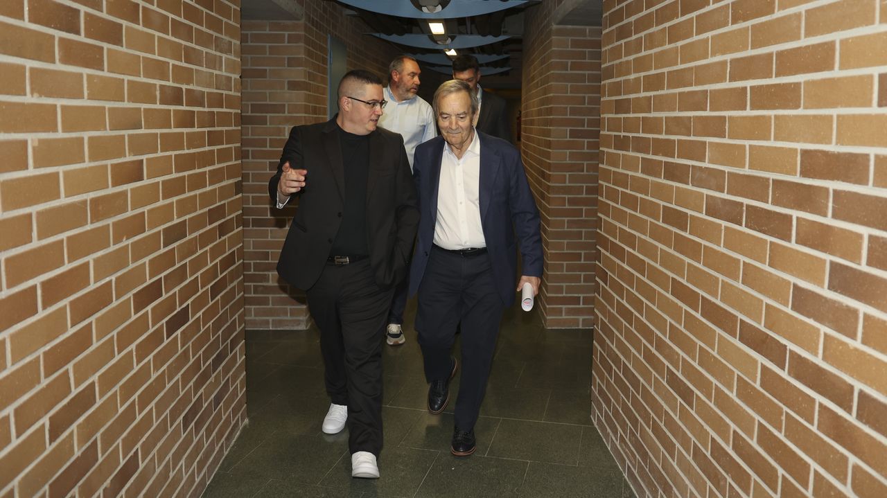Un tercio de los equipos de Primera FEB busca entrenador para este curso