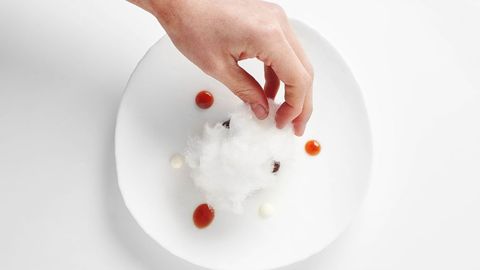 El helado l�ctico de los hermanos Roca est� hecho con dulce de leche de oveja ripollesa, dulce de leche, jalea de guayaba y algod�n de az�car