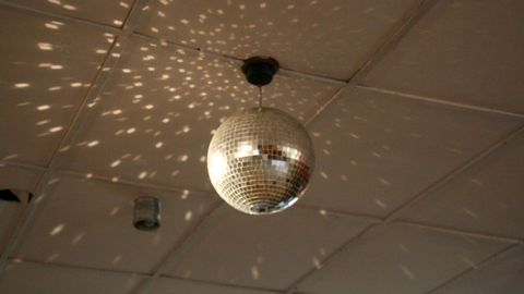 Una bola de discoteca