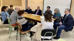 Reuni�n de la comunidad educativa con Balseiro y el alcalde, el pasado mes de mayo