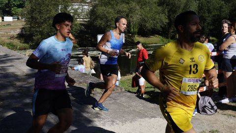 Leiro celebra 41 historias de su carrera popular.La zona de O Salgueiral fue el eje de la clsica de O Ribeiro