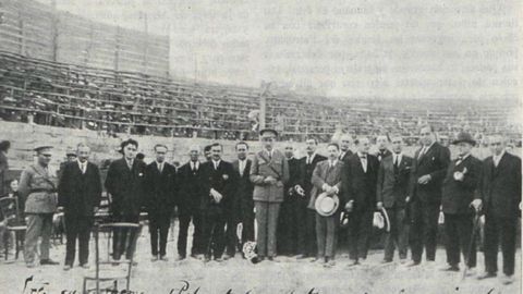 Autoridades locales durante la celebraci�n