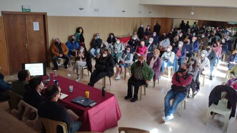 Presentación del proyecto barrio solar Santa Bárbara a los vecinos