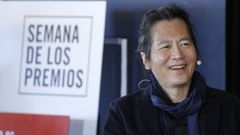  El filsofo alemn de orgen surcoreano Byung-Hul Han (i), premio Princesa de Asturias de Comunicacin y Humanidades 2025, participa en un encuentro con estudiantes y profesores de Educacin Secundaria este mircoles, en el marco de los actos previos a la entrega de los galardones el prximo viernes en Gijn
