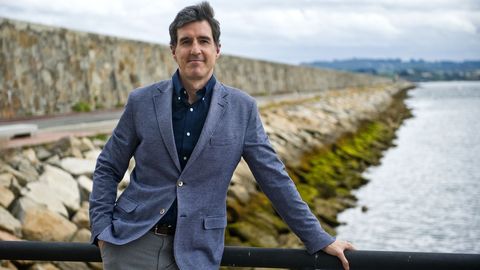 Pablo Arang�ena, ayer, en el dique de abrigo coru��s