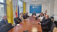 En la reunin participaronel director xeral de Xustiza, Jos Tronchoni, y representantes del <span lang= gl >Consello da Avogaca Galega</span>y de los siete colegios de la abogaca de Galicia y del <span lang= gl >Consello Galego de Procuradores</span>