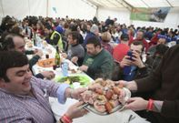 El plato fetiche de la gastronom�a gallega tiene fiesta propia en Cuntis desde hace 19 a�os. 