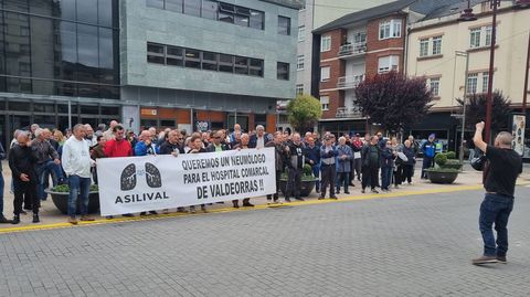 La manifestaci�n remat� en la praza do Concello de O Barco.