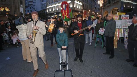 Carnaval de Pontevedra. Presentacin del loro Ravachol