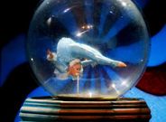 El show navide�o ofrece espectaculares n�meros de equilibristas y malabaristas internacionales.
