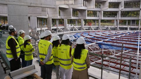 Empiezan los trabajos para tratar de montar la cúpula de Bastiagueiro