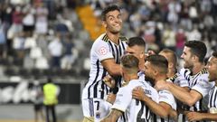 Los jugadores del Badajoz celebran un gol