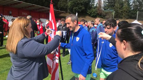 Lydia Espina en la entrega de medallas de la primera fase nacional de LaLiga Genuine celebrada en el campo 2 de Mareo