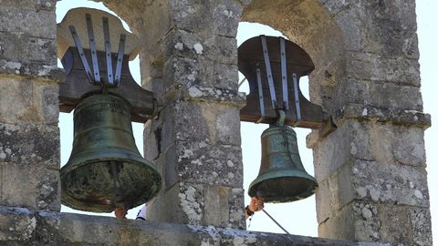 Suenan las campanas de Cervo. 