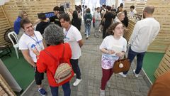 Pont-Up Store se celebra en la plaza de Espa�a de Pontevedra, en la imagen, una edici�n anterior del escaparate del talento emprendedor gallego