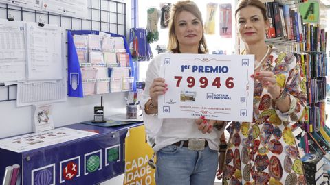 La Librera Basanta, de Xove, es tambin administracin de lotera y estanco