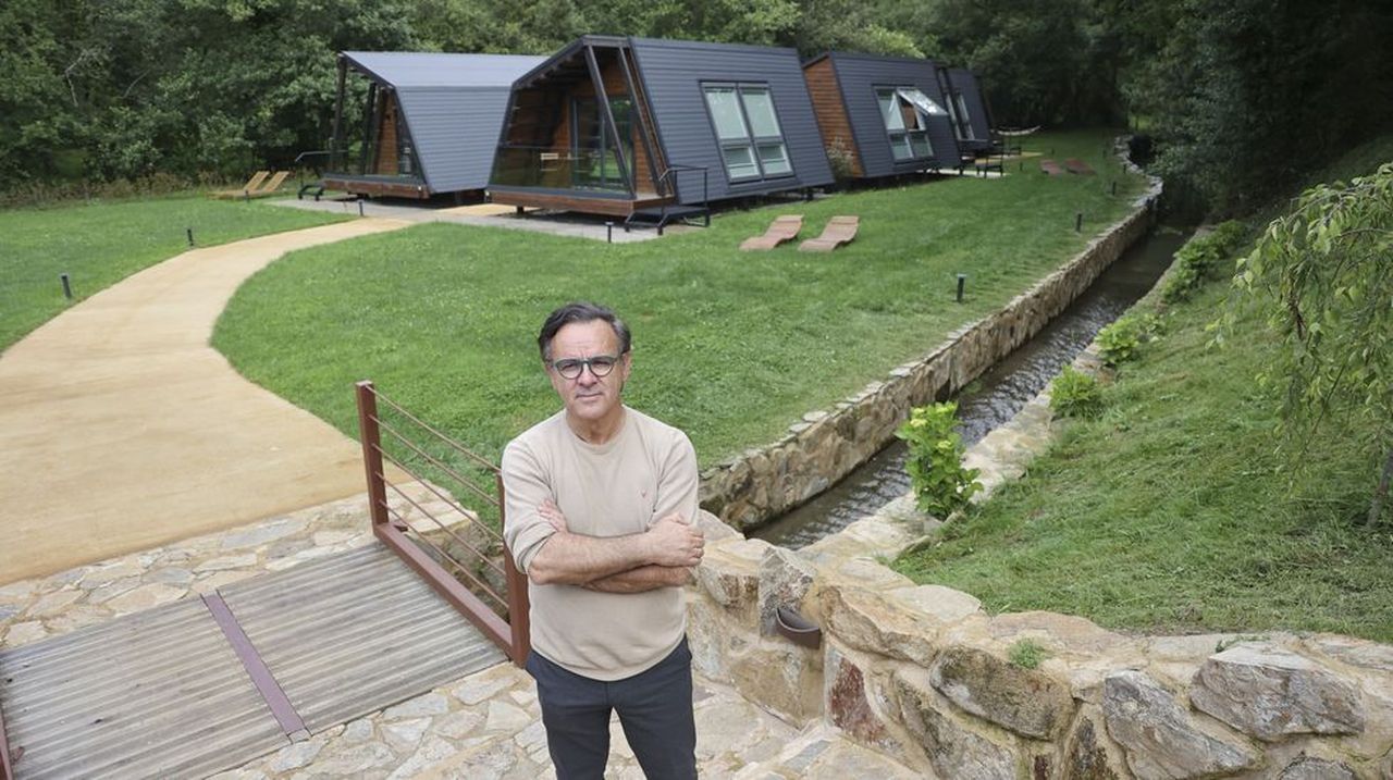 El plan de «glamping», en una pequeña cabaña junto al río en Compostela, que arrasa en Booking